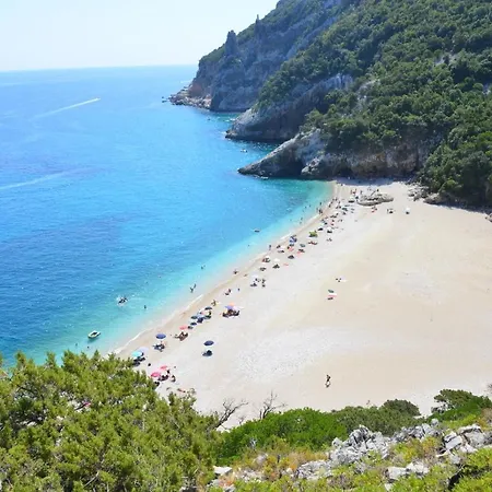 Bed & Breakfast Rita And Family Loceri