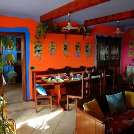 Rita And Family فندق مبيت وإفطار