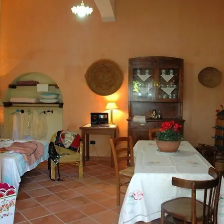 فندق مبيت وإفطار Rita And Family